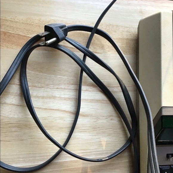 Vintage Cybernet Model CL120PD Desktop Calculator - Picture 7 of 9